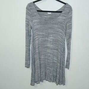 Garage Gray Long Sleeve Women's V-NeckTop Size Small